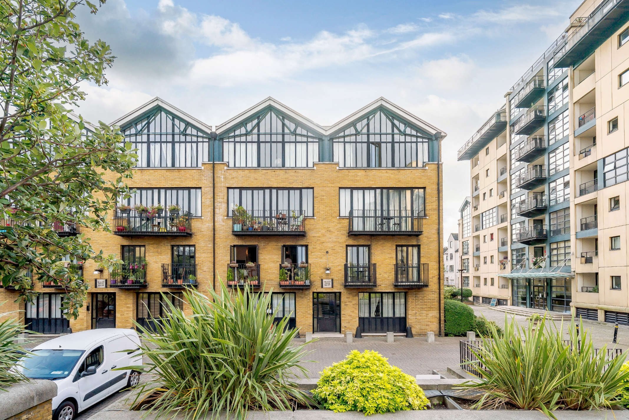 Benefits of Finding estate agents Wapping