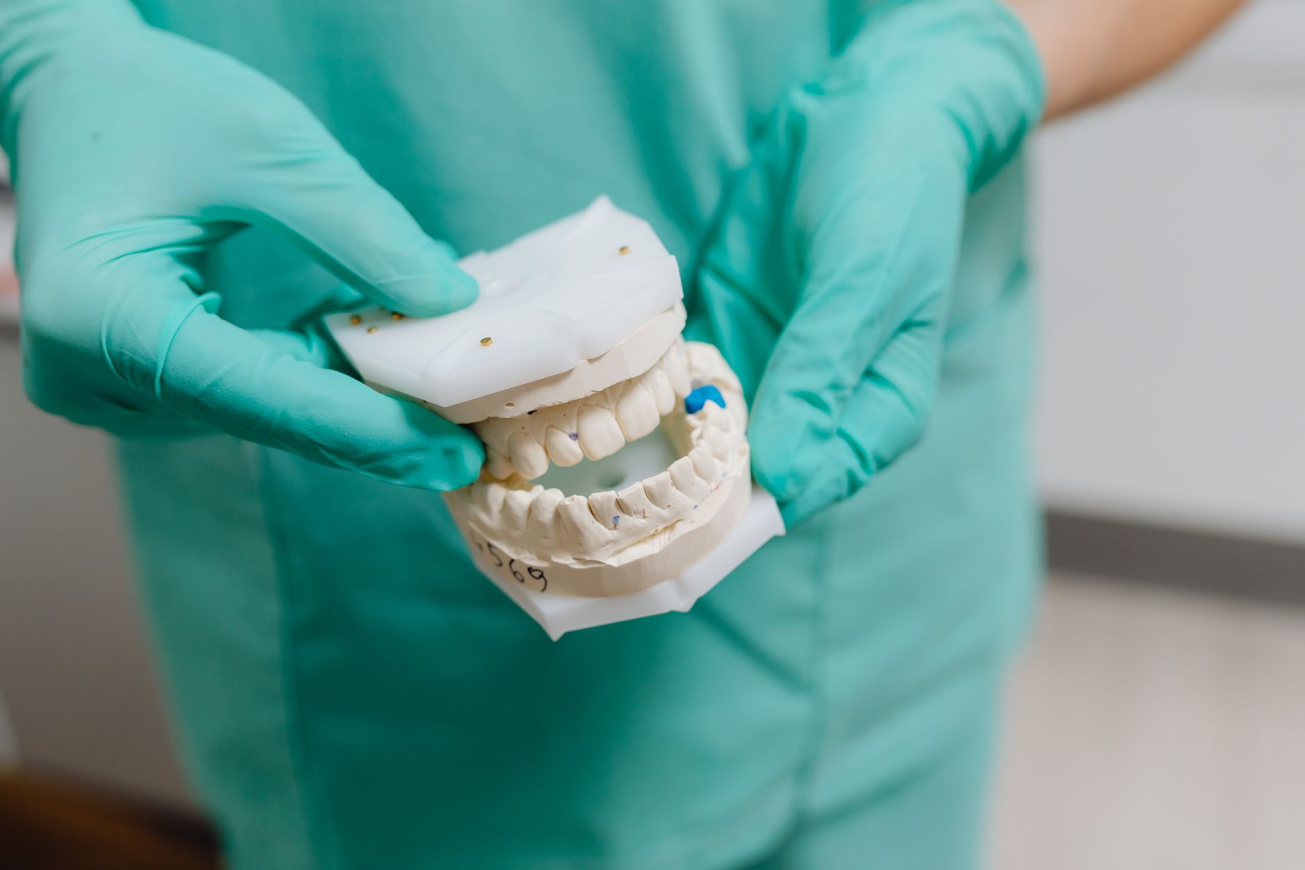 How Dental Labs Are Revolutionizing Patient Care